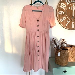 NWOT Rose dress. So cute!!